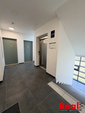 Pronájem bytu 1+kk, Brno - Horní Heršpice, Jižní, 38 m2