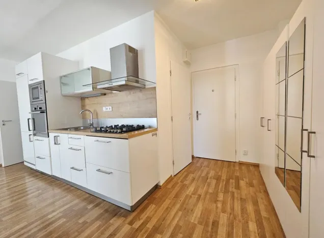 Pronájem bytu 2+kk, Praha - Krč, Točitá, 44 m2