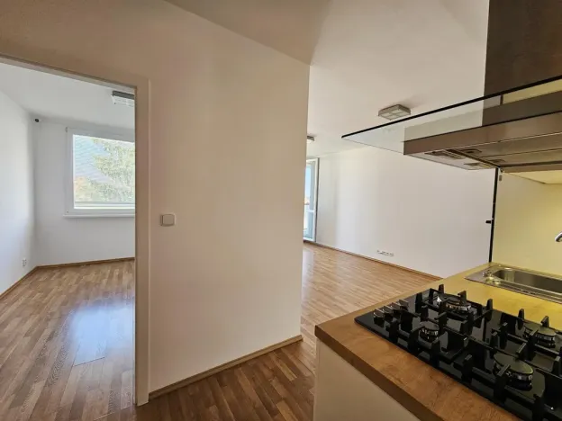 Pronájem bytu 2+kk, Praha - Krč, Točitá, 44 m2
