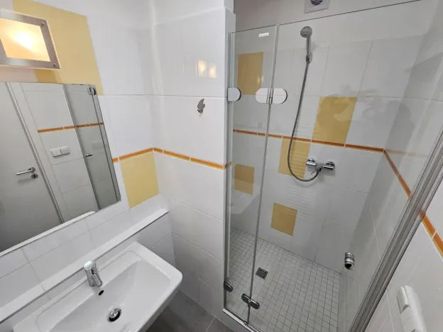 Pronájem bytu 2+kk, Praha - Krč, Točitá, 44 m2