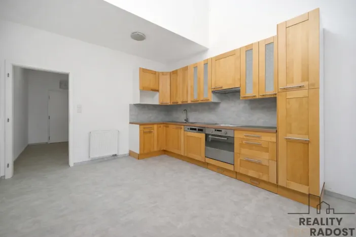 Pronájem bytu 1+kk, Pardubice - Zelené Předměstí, nábřeží Závodu míru, 50 m2