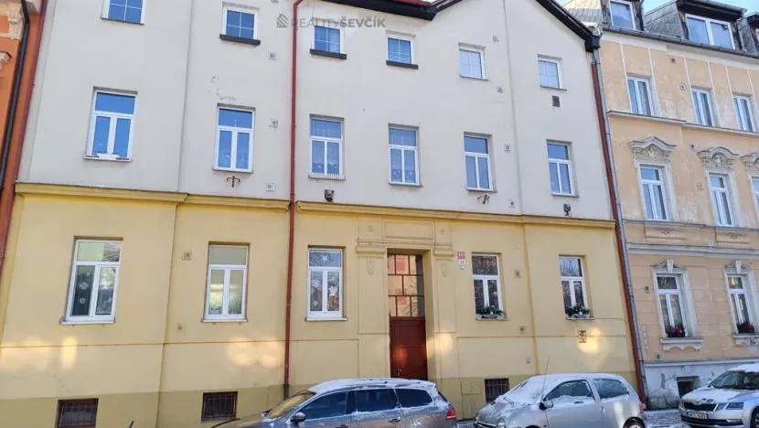 Pronájem bytu 1+kk, České Budějovice - České Budějovice 3, Nerudova, 38 m2