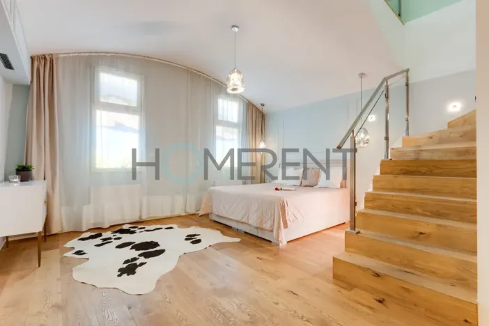 Pronájem bytu 2+kk, Praha - Karlín, Peckova, 86 m2