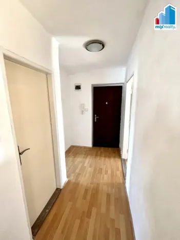 Pronájem bytu 2+1, Dobřany, Stromořadí, 53 m2