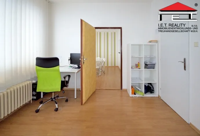 Pronájem kanceláře, Praha - Nové Město, Zlatnická, 23 m2