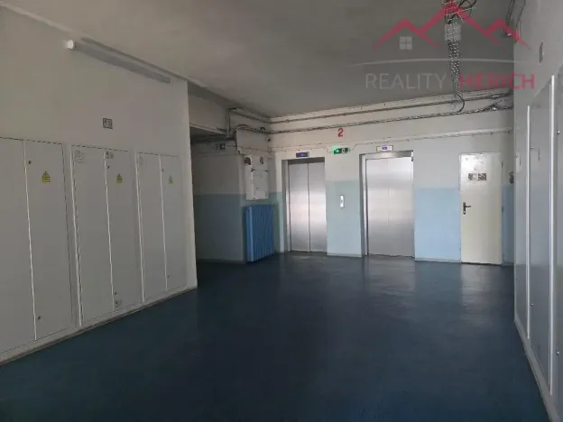 Prodej bytu 3+1, Chomutov, Kundratická, 71 m2