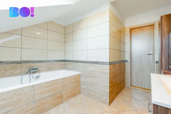 Prodej bytu 2+kk, Český Těšín, Bezručova, 82 m2