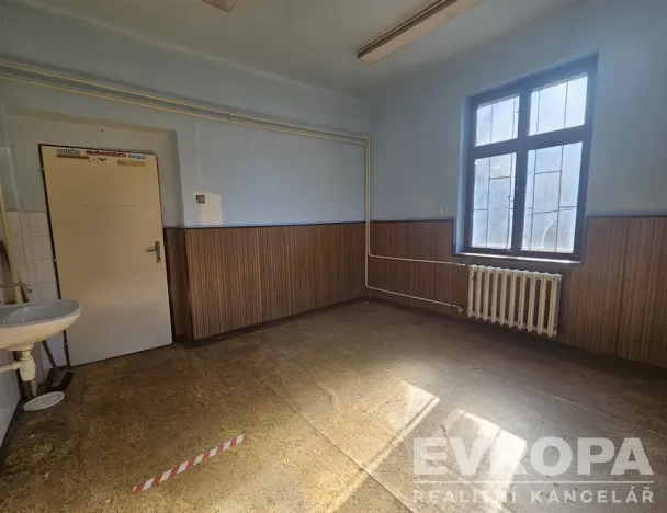 Prodej komerční nemovitosti, Rudník, 287 m2