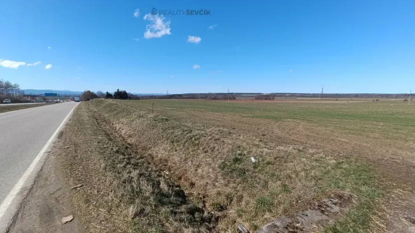 Prodej komerčního pozemku, Hůry, 7981 m2