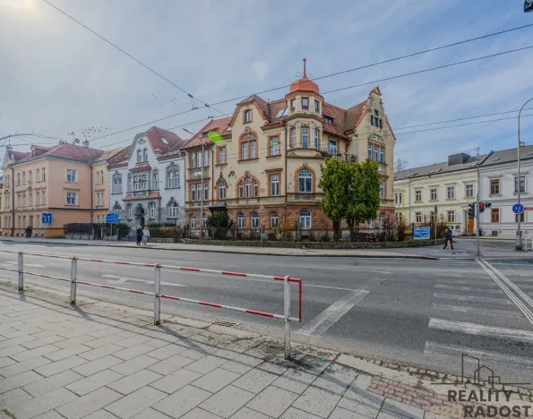 Prodej bytu 2+1, Opava - Předměstí, Komenského, 77 m2