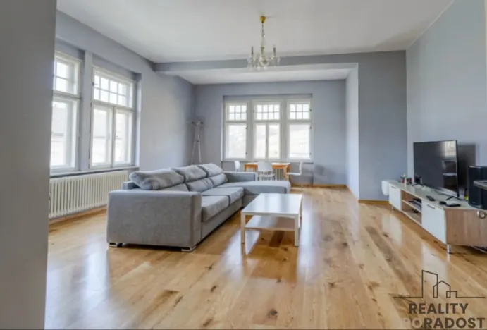 Prodej bytu 2+1, Opava - Předměstí, Komenského, 77 m2