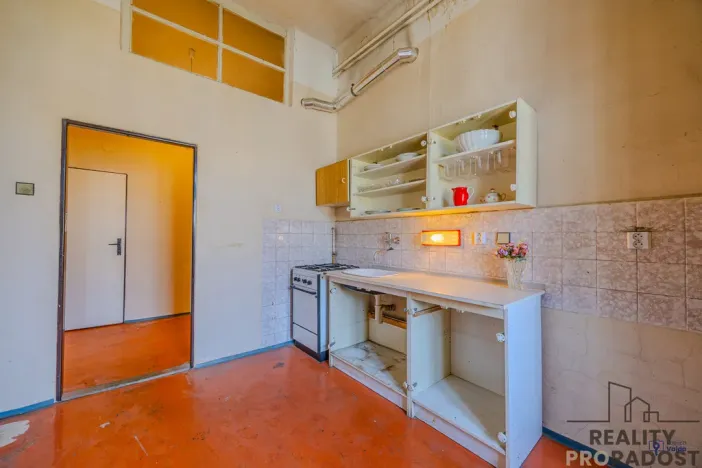 Prodej bytu 2+1, Opava - Předměstí, Komenského, 77 m2