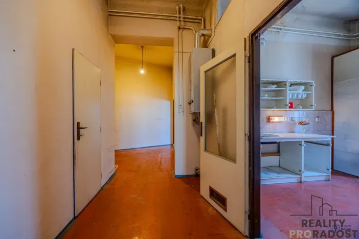 Prodej bytu 2+1, Opava - Předměstí, Komenského, 77 m2