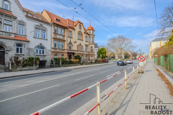 Prodej bytu 2+1, Opava - Předměstí, Komenského, 77 m2