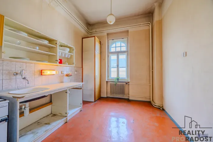 Prodej bytu 2+1, Opava - Předměstí, Komenského, 81 m2