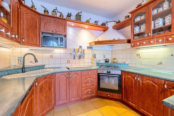 Prodej rodinného domu, Luběnice, 180 m2