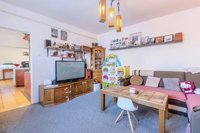 Prodej rodinného domu, Luběnice, 180 m2