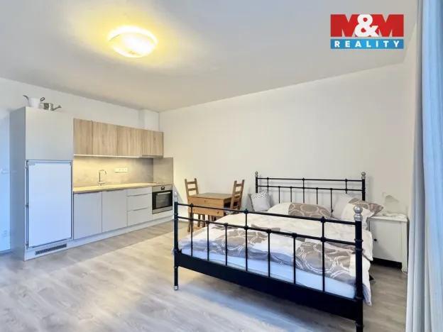 Pronájem bytu 1+kk, Kladno - Kročehlavy, Jaroslava Holečka, 37 m2