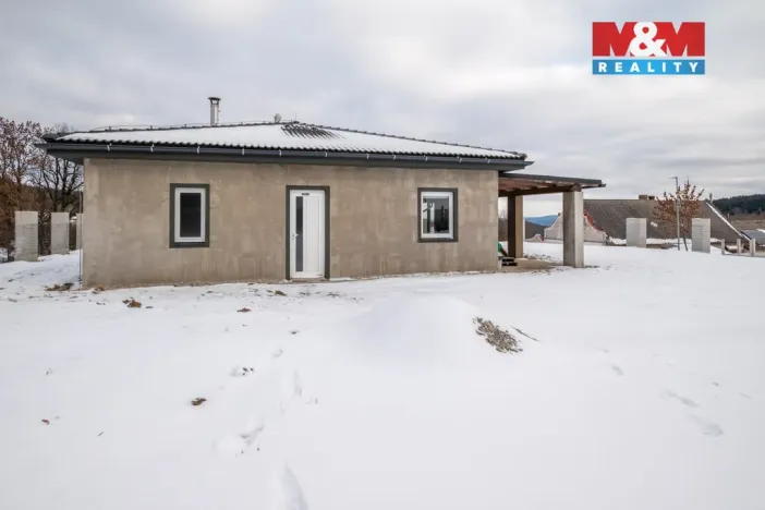 Prodej obchodního prostoru, Šumavské Hoštice - Kosmo, 316 m2