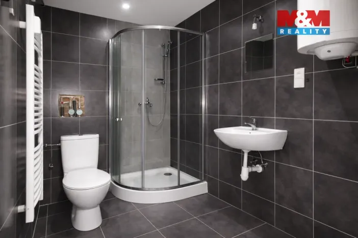 Pronájem kanceláře, Kamenný Újezd - Kocanda, 18 m2