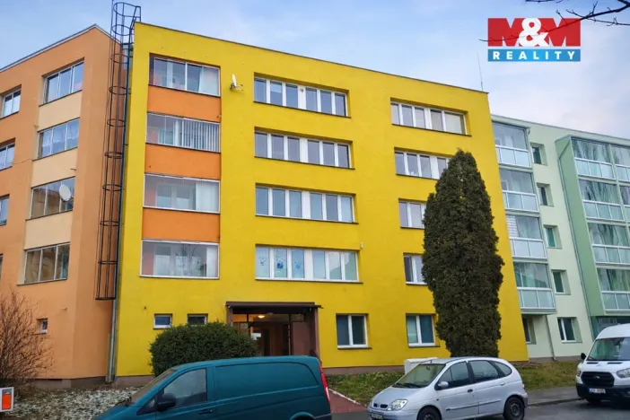 Prodej bytu 2+1, Opava - Předměstí, Hobzíkova, 58 m2