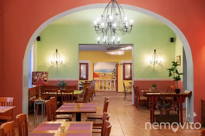 Prodej restaurace, Týnec nad Sázavou, 479 m2