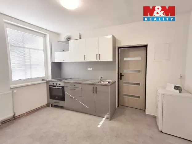 Prodej obchodního prostoru, Práče, 3212 m2