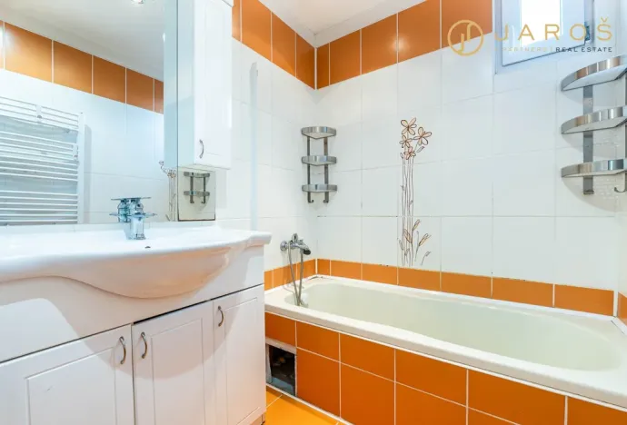 Prodej rodinného domu, Klášterec nad Ohří, V Zátiší, 190 m2