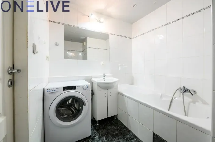 Pronájem bytu 3+kk, Praha, Flöglova, 72 m2