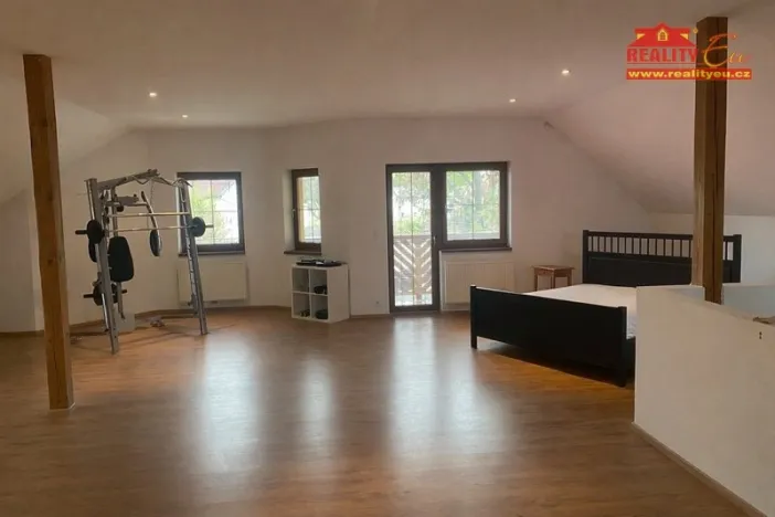 Prodej rodinného domu, Mochov, Na Rybníčku, 177 m2