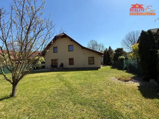 Prodej rodinného domu, Mochov, Na Rybníčku, 177 m2