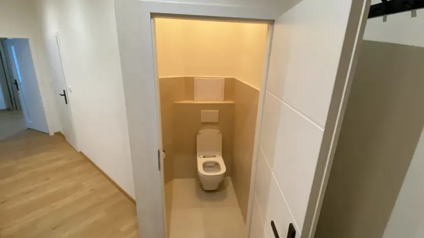 Pronájem bytu 2+kk, Praha - Dolní Počernice, K zámku, 65 m2