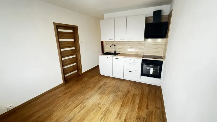 Prodej bytu 1+1, Litoměřice - Pokratice, Revoluční, 35 m2