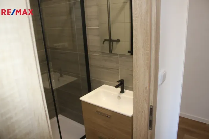 Pronájem bytu 2+kk, Písek, Vinařického, 43 m2