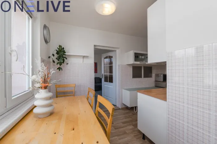 Prodej bytu 3+1, Plzeň, Chválenická, 63 m2