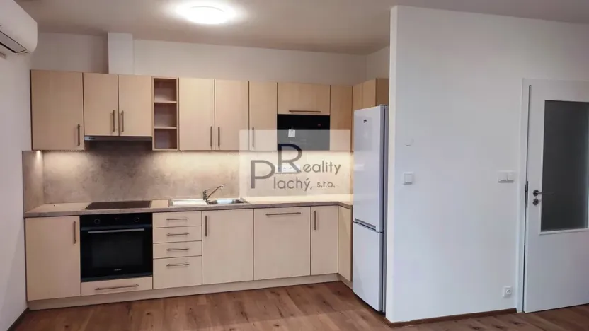 Prodej bytu 2+kk, Hevlín, 63 m2