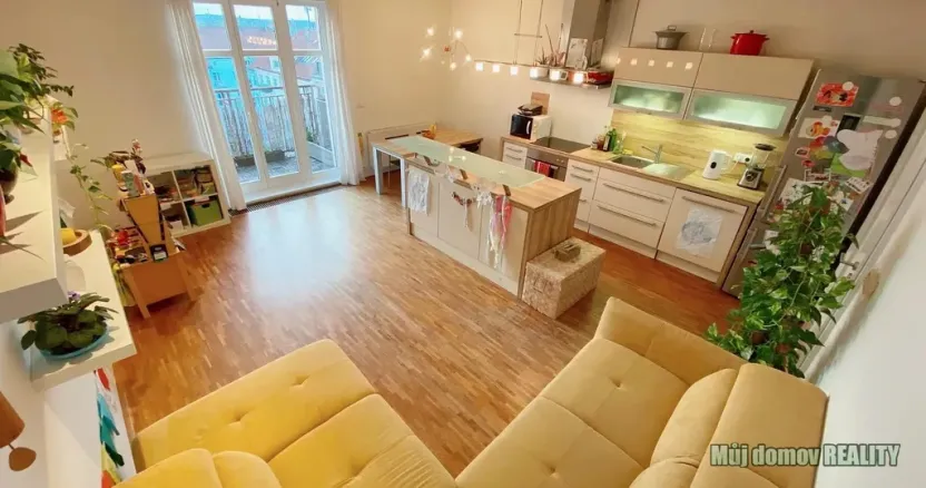 Pronájem bytu 3+kk, Praha - Žižkov, Buchovcova, 82 m2