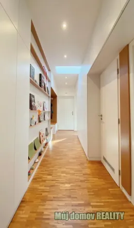 Pronájem bytu 3+kk, Praha - Žižkov, Buchovcova, 82 m2