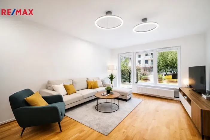 Pronájem bytu 3+kk, Praha - Vysočany, Pechmanových, 86 m2