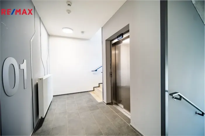 Pronájem bytu 3+kk, Praha - Vysočany, Pechmanových, 86 m2