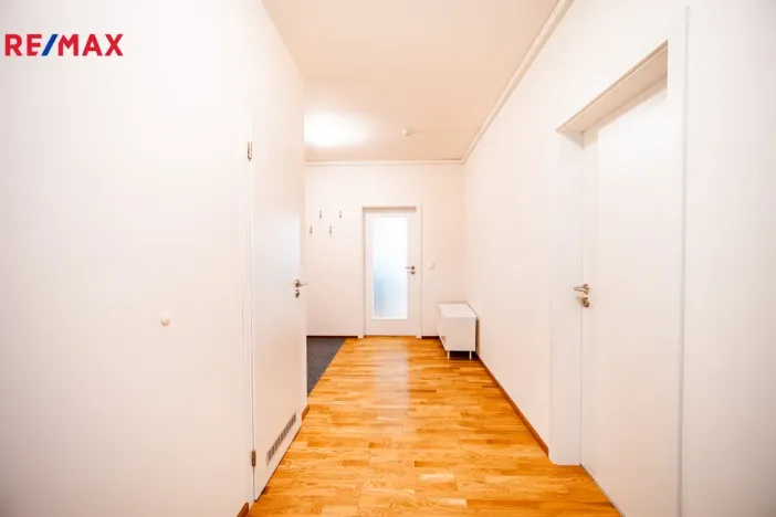 Pronájem bytu 3+kk, Praha - Vysočany, Pechmanových, 86 m2