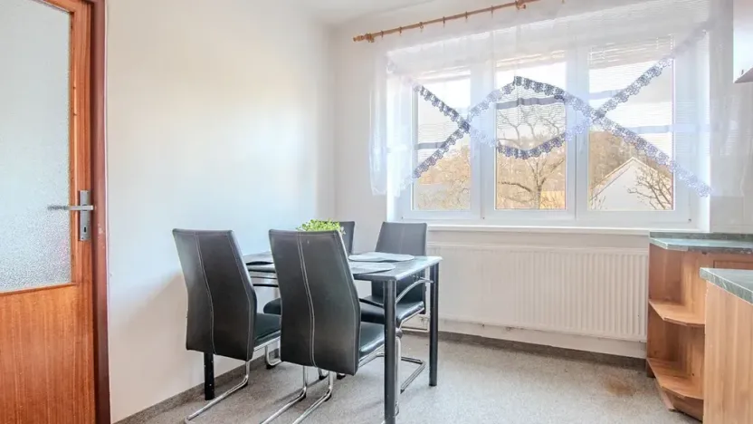 Pronájem bytu 3+1, Velký Osek, Revoluční, 65 m2