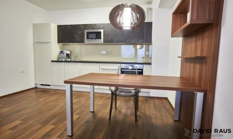 Pronájem bytu 2+kk, Brno - Líšeň, Houbalova, 69 m2