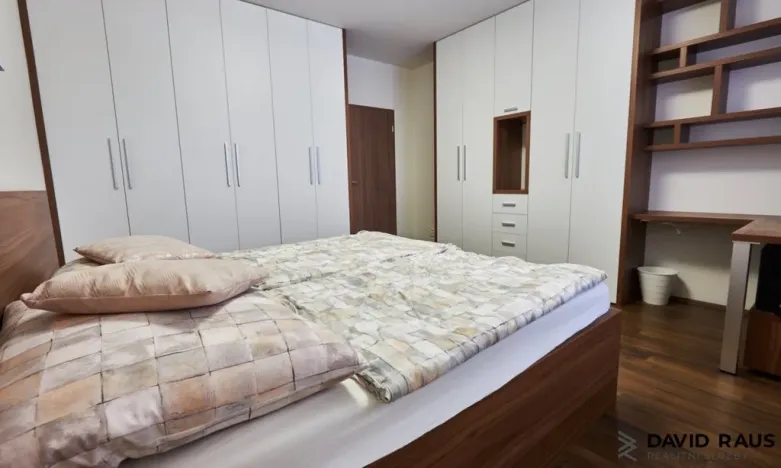 Pronájem bytu 2+kk, Brno - Líšeň, Houbalova, 69 m2