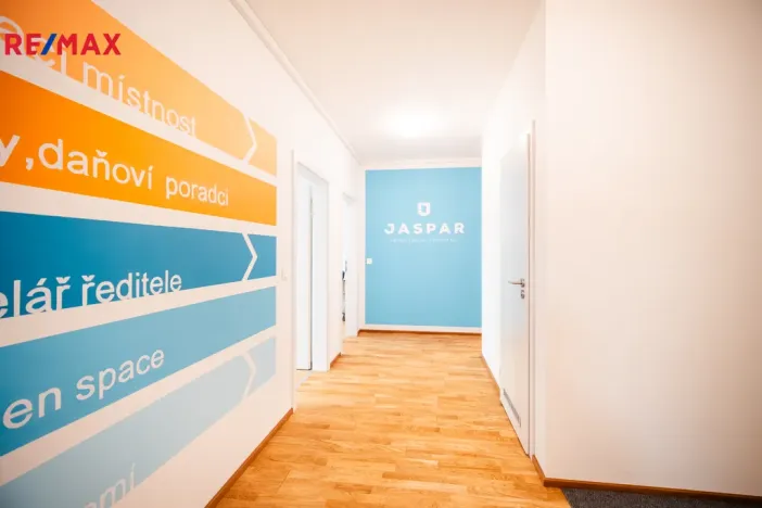 Pronájem kanceláře, Praha - Vysočany, Pechmanových, 91 m2