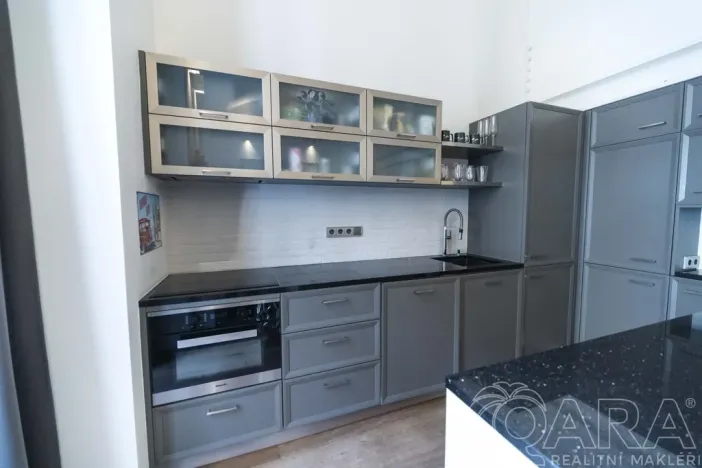 Prodej bytu 2+1, Praha - Nové Město, Soukenická, 62 m2