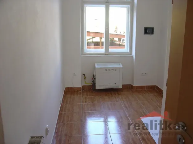 Prodej obchodního prostoru, Opava, Nákladní, 39 m2