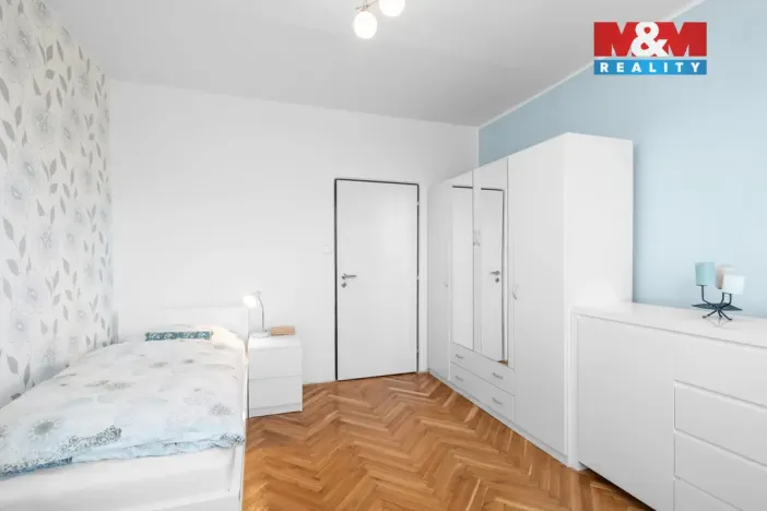 Prodej bytu 2+1, Kladno - Kročehlavy, Litevská, 57 m2