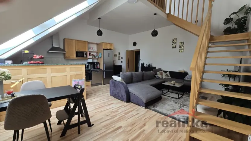 Prodej bytu 3+kk, Opava - Předměstí, Nákladní, 98 m2