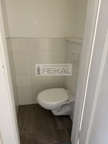 Pronájem bytu 2+kk, Praha - Strašnice, Dubečská, 44 m2